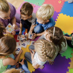 Copy of happy holidays (290 x 290 px) (1)